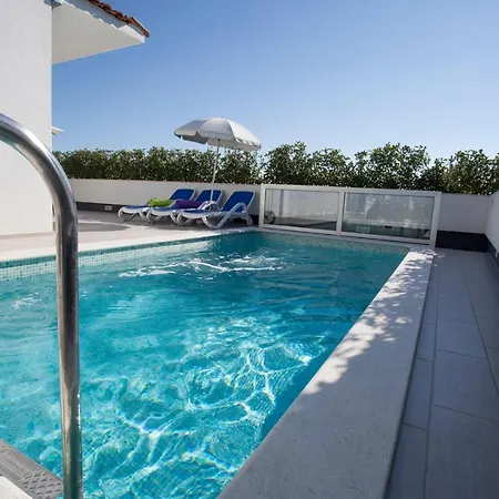 Vila Petar