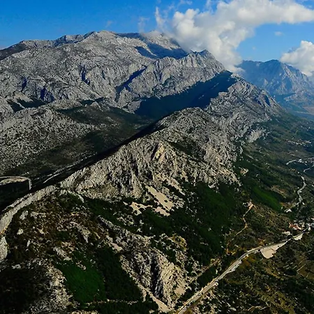 Vila Petar Makarská
